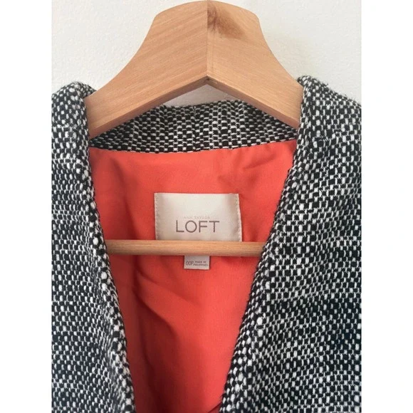 Loft Ann Taylor Black & White Tweed Blazer Jacket – Size 00 Petite - Picture 2 of 4